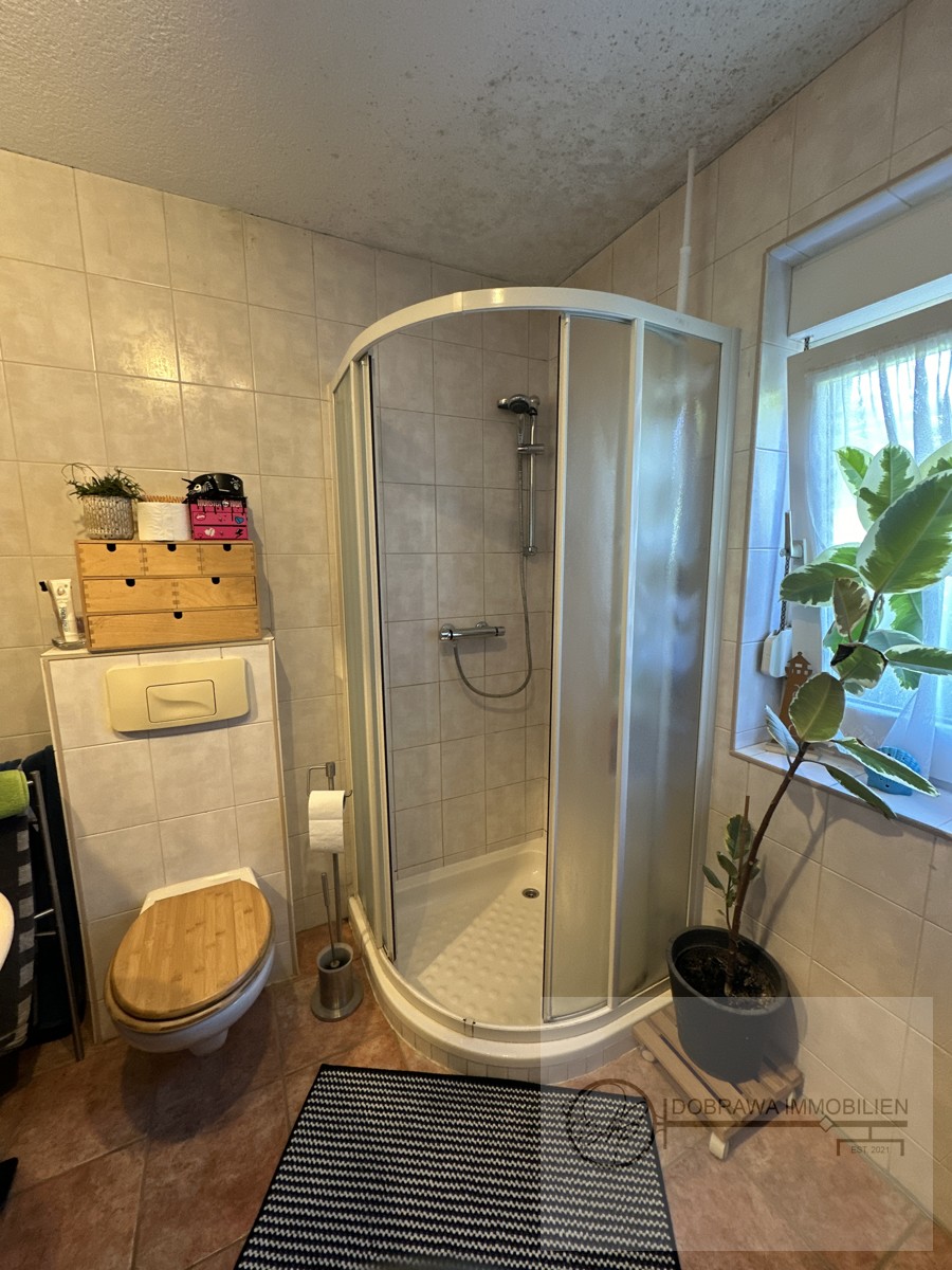 G�ste WC mit Dusche EG Zweifamilienhaus Senzig