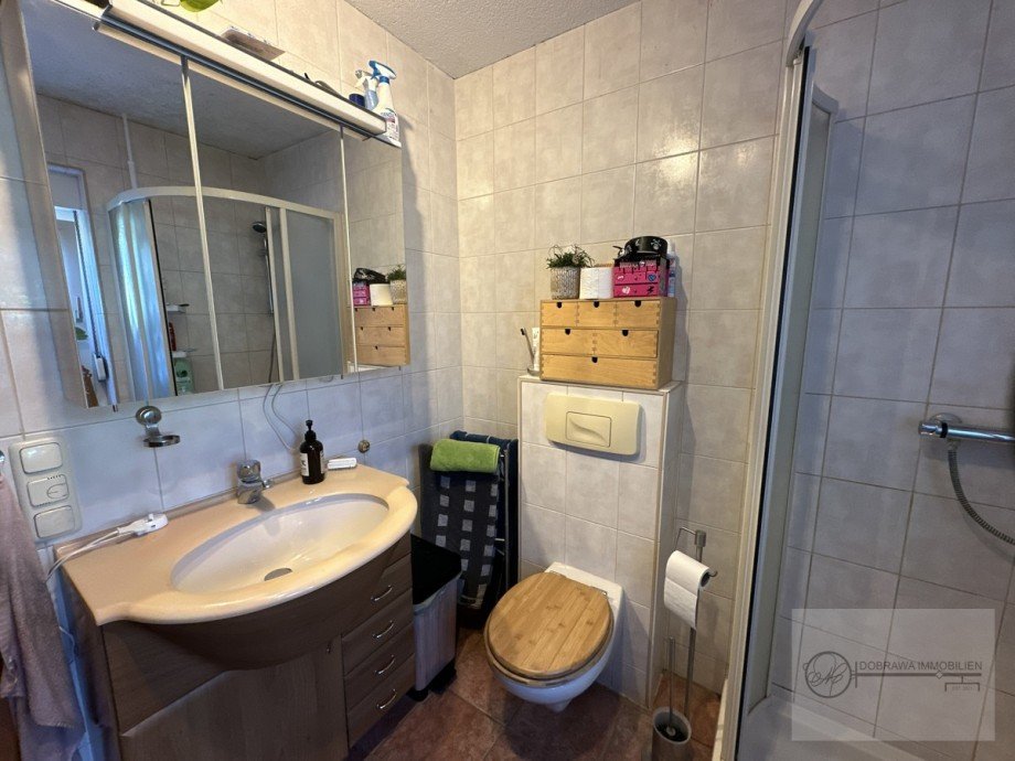 G�ste WC mit Dusche EG Zweifamilienhaus Senzig