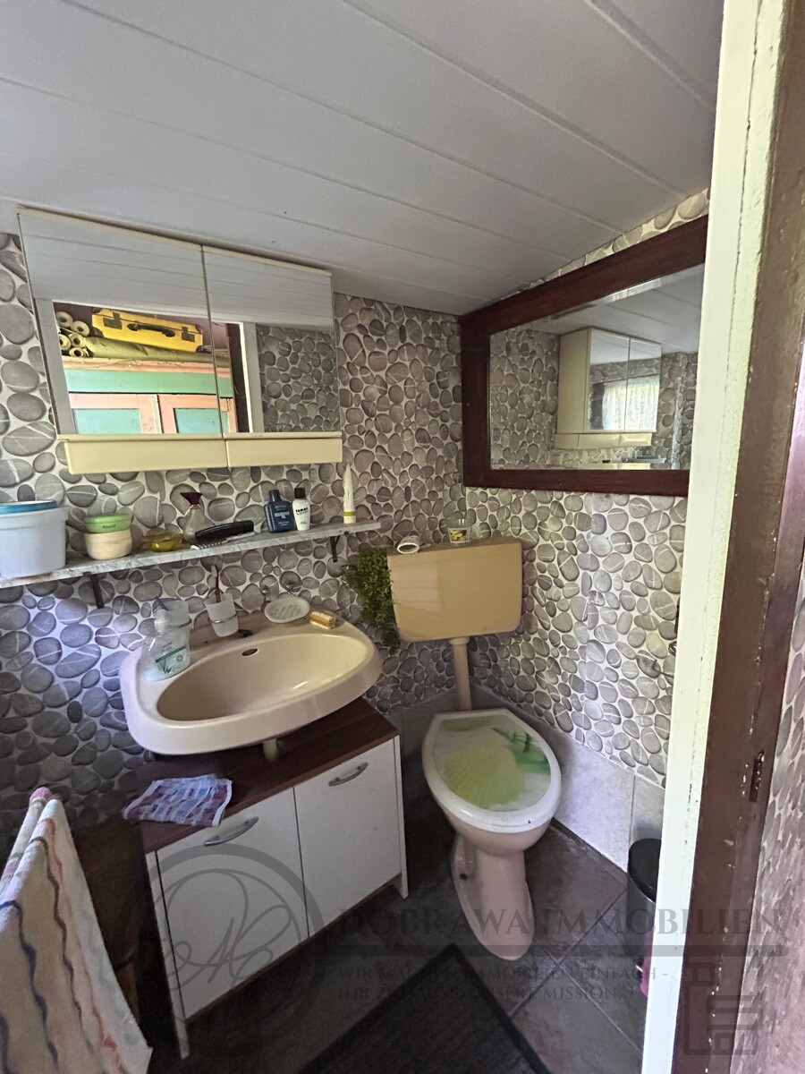 WC von au�en begehbar Grundst�ck L�bbenau/Spreewald