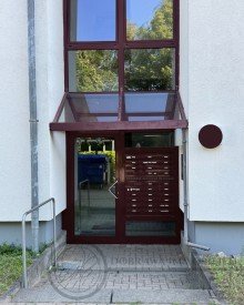 Haust�r Investieren mit Weitblick - charmante Etagenwohnung mit Balkon und Tiefgarage im Berliner Umland