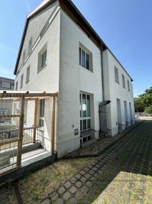 Hausansicht SHARE DEAL Rentables Gesch�ftshaus nahe Sch�nefeld Flughafen BER
