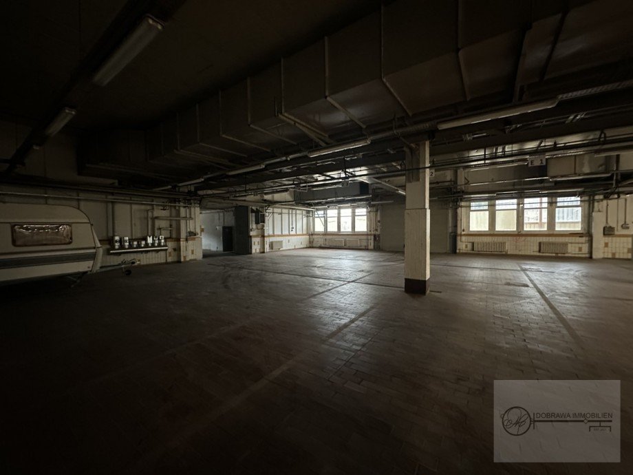 Halle 3 Halle / Lager / Produktion Zahna-Elster