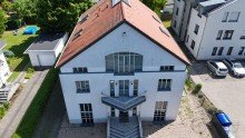 Stra�enansicht SHARE DEAL Rentables Gesch�ftshaus nahe Sch�nefeld Flughafen BER