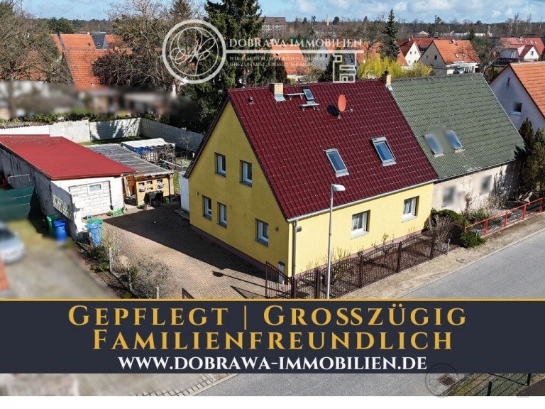 Titelbild Zossen / W�nsdorf Reiheneckhaus Charmante Doppelhaush�lfte mit Wintergarten, Pool & gro�em Garten, nur 5 Min. zum Bahnhof