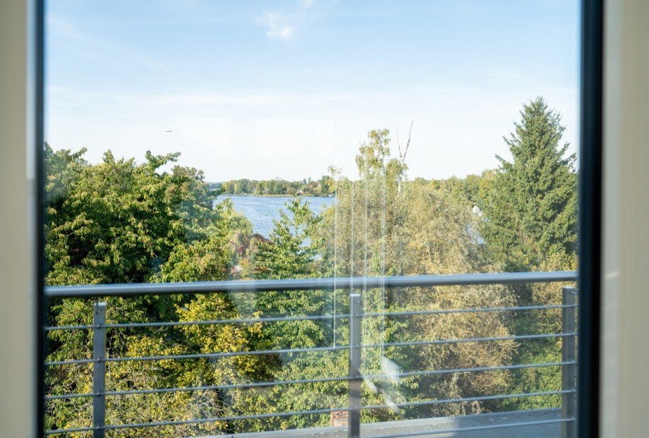 Blick vom Dachterrassenfenster Penthousewohnung Zeuthen