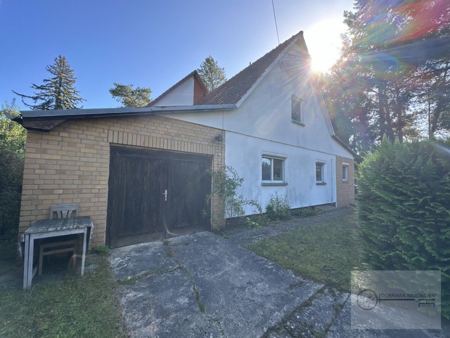 Einfahrt Garage Haus I Zweifamilienhaus Senzig